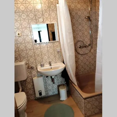 Zum Wohlfuehlen In Ruhiger Lage