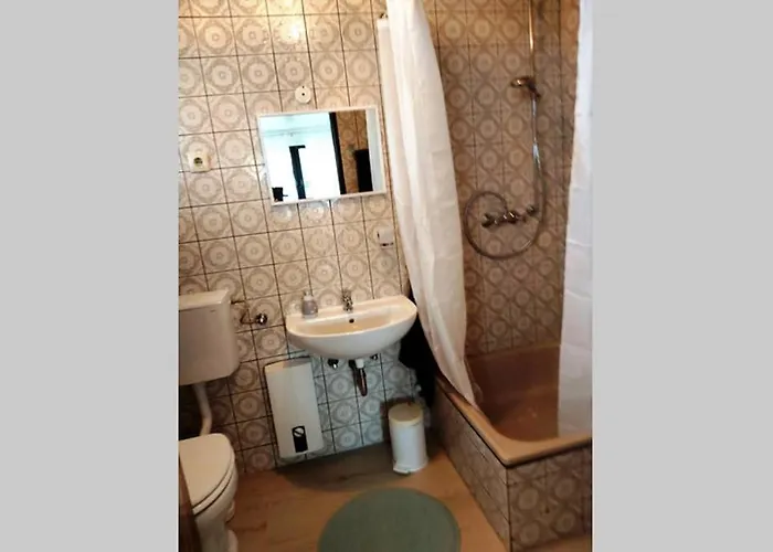 Zum Wohlfuehlen In Ruhiger Lage